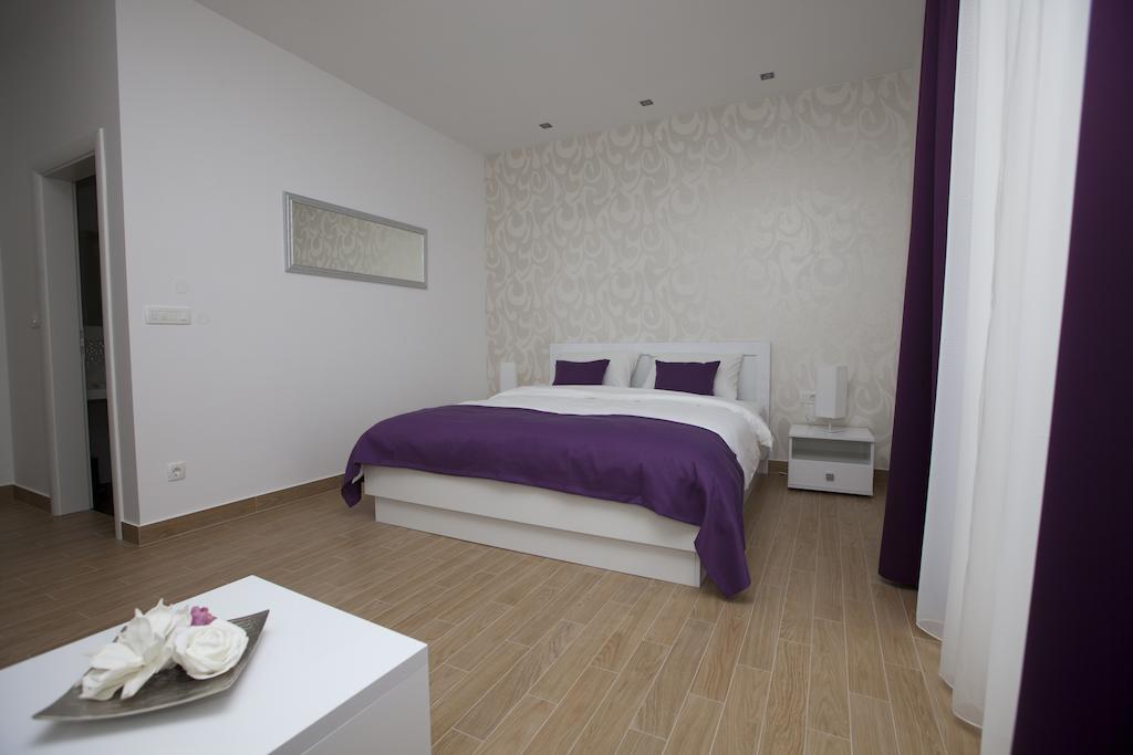 Rooms Ino Kastela Oda fotoğraf